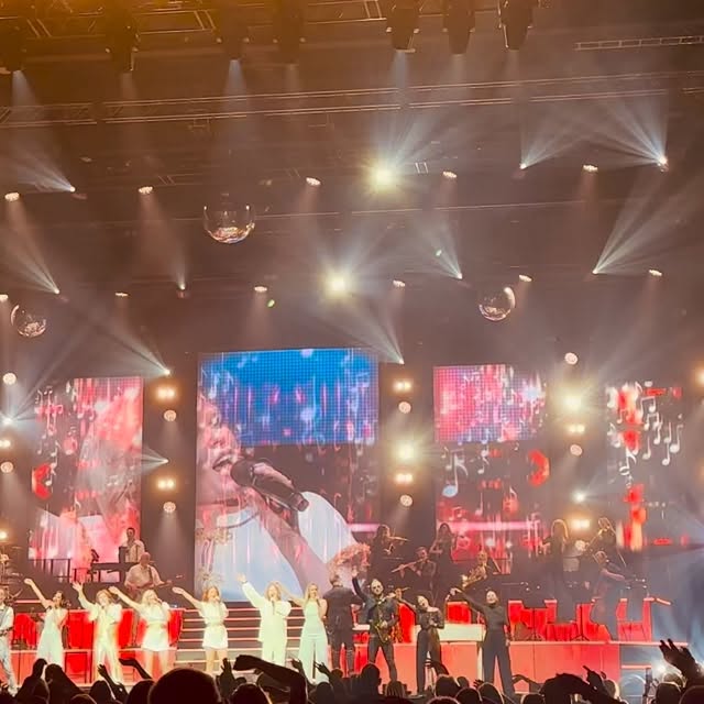 ABBAMANIA the Show - Premiere in Lüneburg, thank you for the Music @abbamaniatheshow @kerstin_loecker @navinaheyne @haegar_live @iam_alexandramatthes